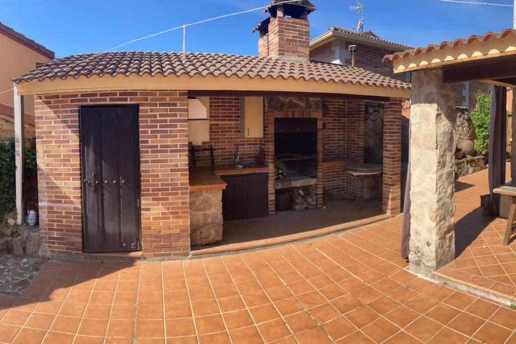 Chalet Boccherini Villa Arenas de San Pedro Exterior photo